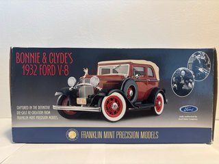 Franklin Mint 1932 Ford V-8 Bonnie & Clyde 1:24
