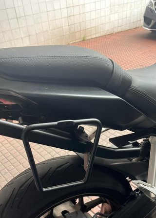 Suporte Malas Laterais SHAD E48SR Honda CB650R