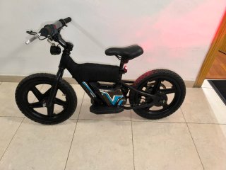 Bici/moto eléctrica infantil