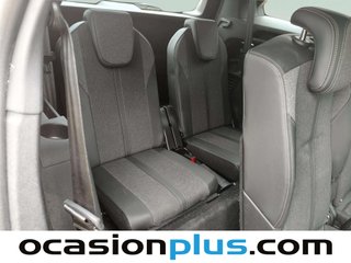 Peugeot 5008 BlueHDI GT Line S&S EAT8 96 kW (130 CV)