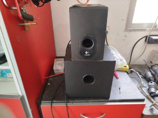 Logitech Woxter Subwoofers + Mando