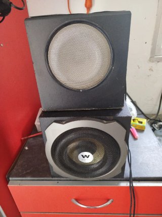Logitech Woxter Subwoofers + Mando