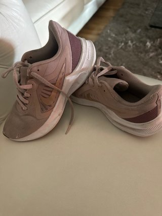 Zapatillas Nike Mujer Beige/Rosa