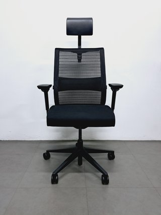 Silla STEELCASE THINK reposacabezas profesional
