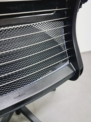 Silla STEELCASE THINK reposacabezas profesional