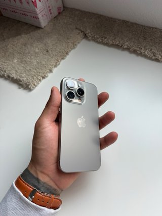 iPhone 15 Pro Plata