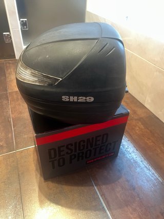 Baúl maletero moto Shad SH29