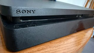 Consola PS4 500GB Negra + 3 Juegos