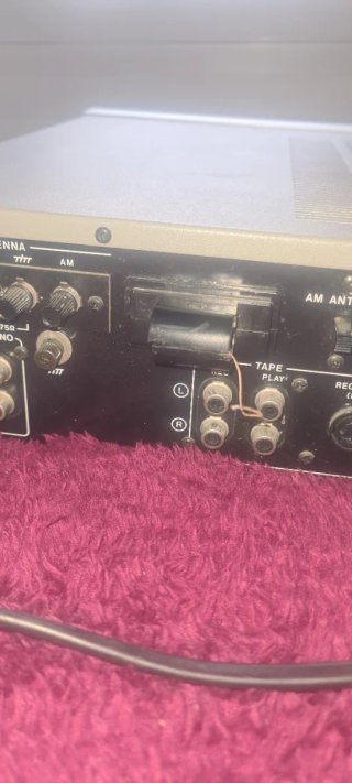 Receptor Estéreo Akai AA-R21