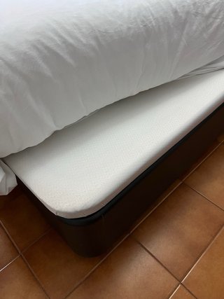 Canapé abatible 150cm marrón