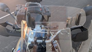 BMW R 1200 GS 2005 con maletas y etiqueta C