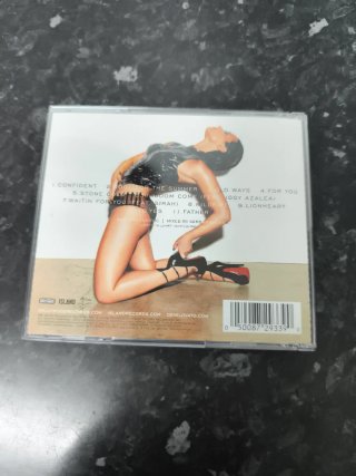 CD Demi Lovato Confident