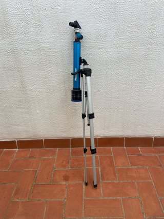 Telescopio TeleScience juvenil con trípode