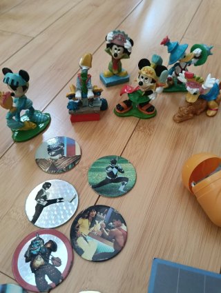 Sorpresine e gadget vari
