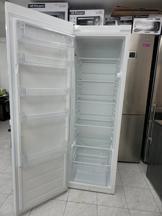 Nevera marca INDESIT