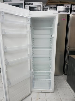Nevera marca INDESIT