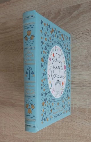 Libro ilustrado "The Secret Garden"