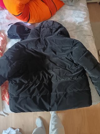 Abrigo negro Mango Teen