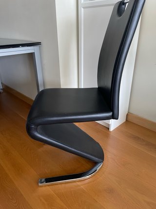 Mesa comedor de vidrio + 4 sillas