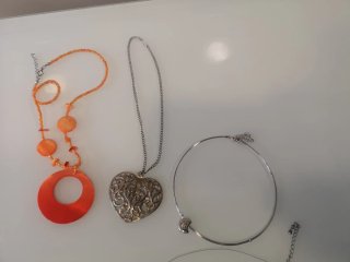 Lote 4 Collares: Gargantilla y Cuentas