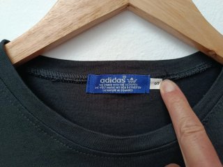 Camiseta Adidas Negra