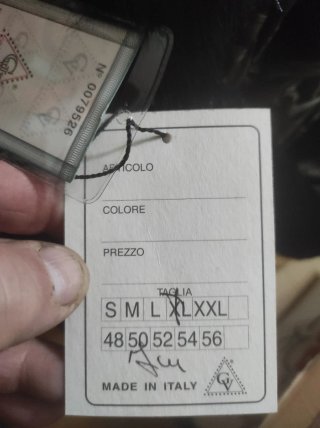 Abrigo negro de colección