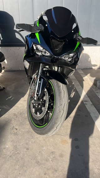 Kawasaki ZX6R 2025 - 4.636 km