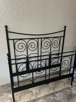 Estructura cama clásica negra 135cm