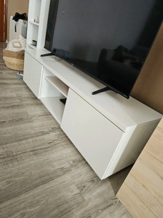 Mueble TV blanco moderno
