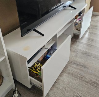 Mueble TV blanco moderno