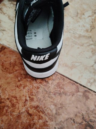 Deportivas Nike Mujer Blancas y Negras
