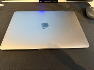 MacBook Pro 13 Core i5 8GB RAM 256GB SSD