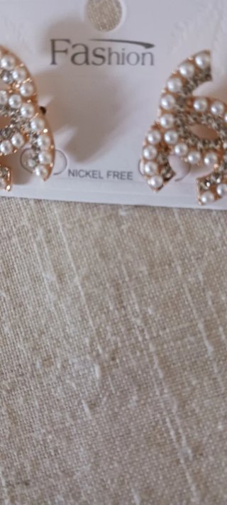 Orecchini CC perle e strass oro