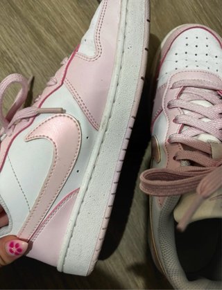 Deportivas Nike Rosa y Blancas