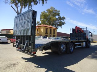 Volvo FM 12.380-CAMIONES PORTAMAQUINARIAS