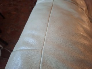 Sofás de cuero beige 2 y 3 plazas