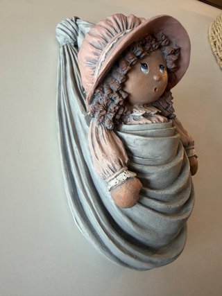 Figura de marmolina hecha a mano cuqui
