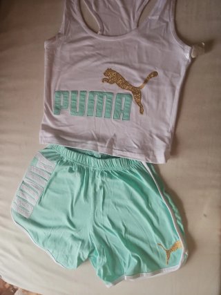 Conjunto Puma Talla M Blanco y Dorado