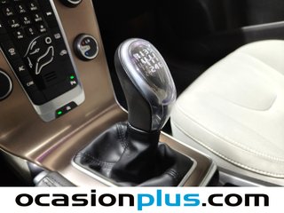 Volvo V40 Cross Country D2 Momentum 85 kW (115 CV)