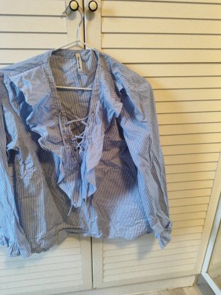 Blusa Stradivarius Rayas Azul Talla M