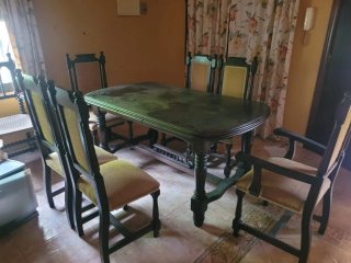 Comedor antiguo casa campo madera y tela