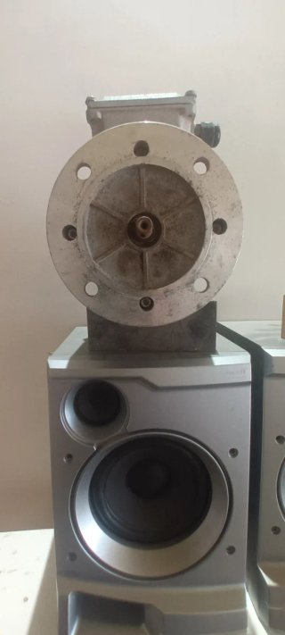 Motor trifásico industrial