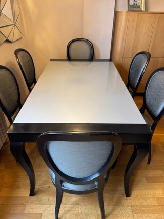 Mesa comedor extensible y juego de sillas madera