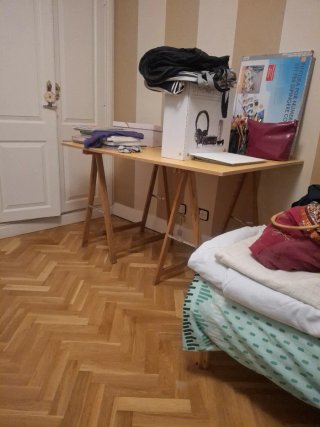 Mesa tablero con 2 caballetes