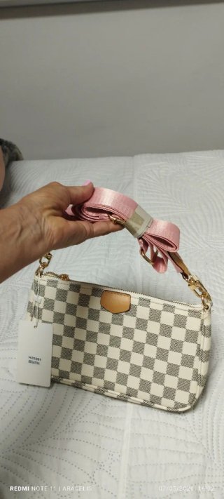 Bolso bandolera pequeño blanco y rosa
