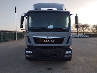 MAN TGM 18 290-CAMIONES GRUA