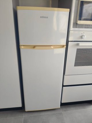 Frigorífico Edesa blanco