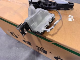 Tirador Puerta Izquierda Peugeot 508 308