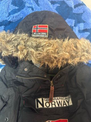 Abrigo Geographical Norway Negro