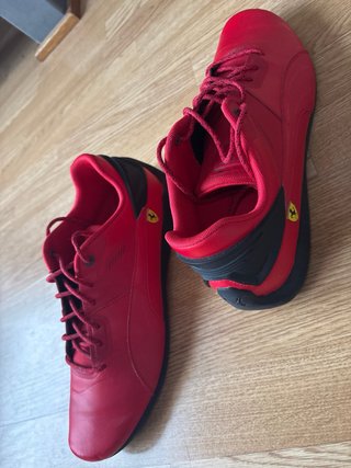 Zapatillas Puma Ferrari Rojas y Negras